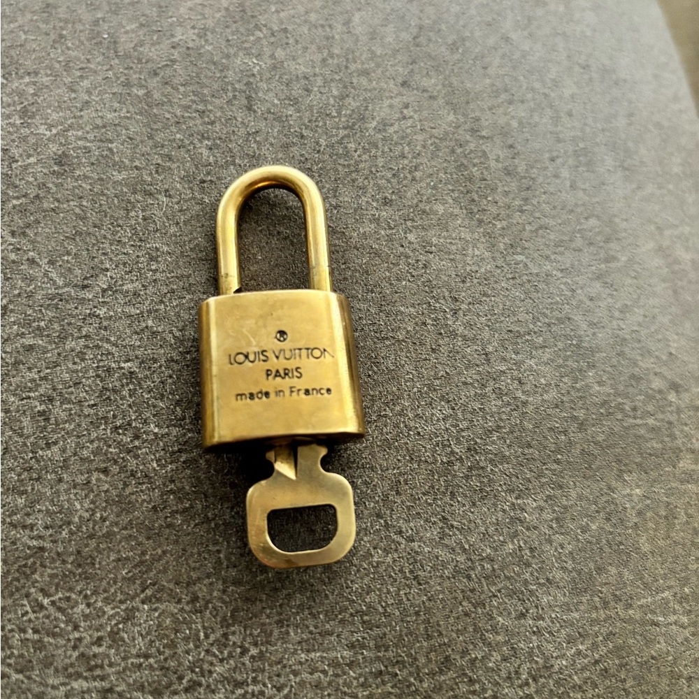 Louis Vuitton Lock and Key #317